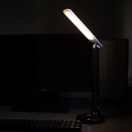 Zuma line 1913-BK-LED Punjiva stona LED lampa/6W/1200mAh 3000/4500/6000K crna Slike