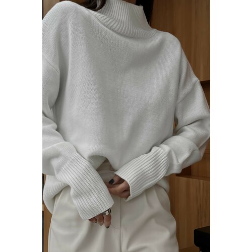Madmext Sweater - White - Regular fit Cene