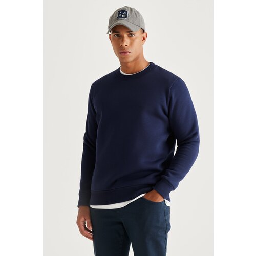 AC&Co / Altınyıldız Classics Men's Navy Blue Standard Fit Normal Cut, Inner Fleece 3-Threads Crew Neck Cotton Sweatshirt. Slike