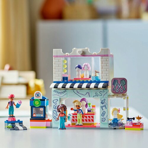 Lego Friends Frizerski salon i prodavnica dodataka 42662 Slike