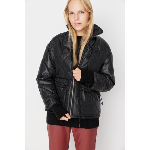 Trendyol Black Oversize Waist Pleated Quilted Coat Slike