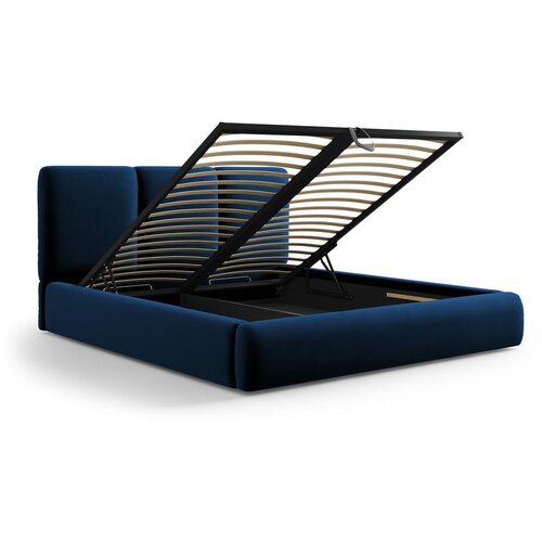 Mazzini Beds Temno modra žametna oblazinjena zakonska postelja s prostorom za shranjevanje in z letvenim dnom 140x200 cm Brody &amp;ndash; Slike