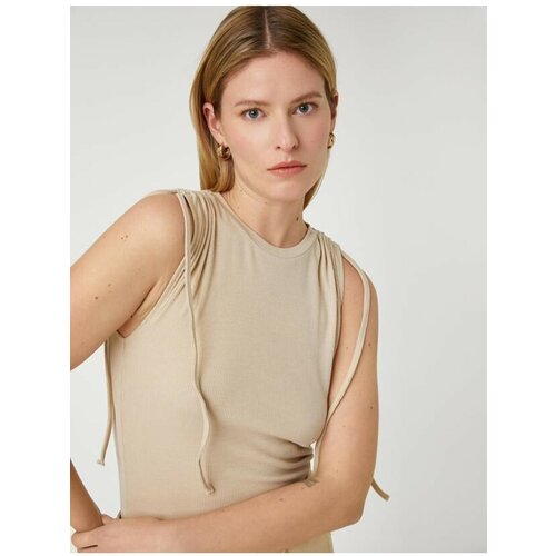 Koton Crop T-Shirt Sleeveless Shoulder Ruffle Detailed Cene