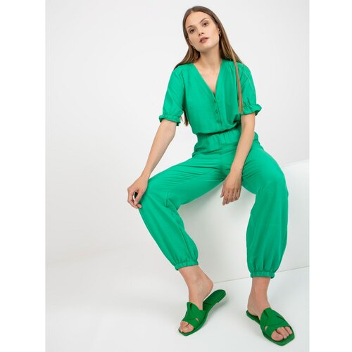 Fashion Hunters Green summer jumpsuit with short sleeves RUE PARIS Slike