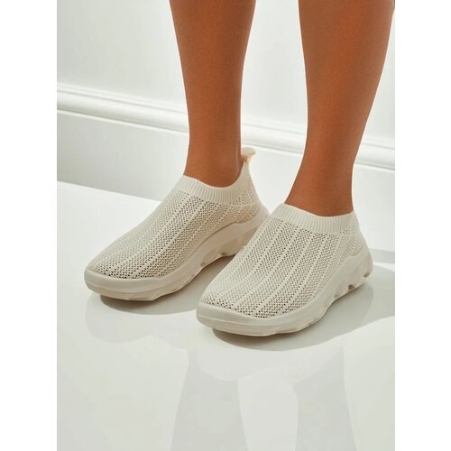 Resti Women's Slip-On Fabric Sports Shoes Perrey Cene