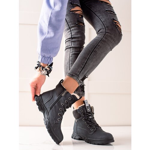 SHELOVET GOODIN SPORTS BLACK TRAPPERS Cene
