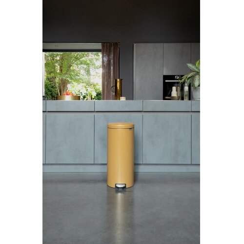 Brabantia Ko&amp;scaron; za smeti s pedalom 30 L s plastičnim vložkom - Warm Gold Slike