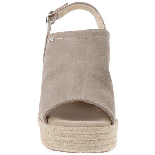 Nero Giardini Sandali & Odprti čevlji E410600D Bež Cene