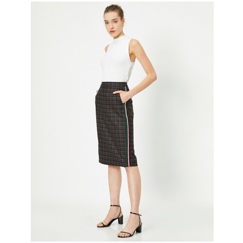 Koton Regular Waist Checked Pocket Detailed Midi Skirt Slike