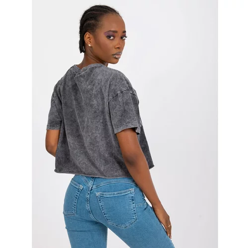Fashion Hunters Dark gray short t-shirt with a print pattern and a round neckline