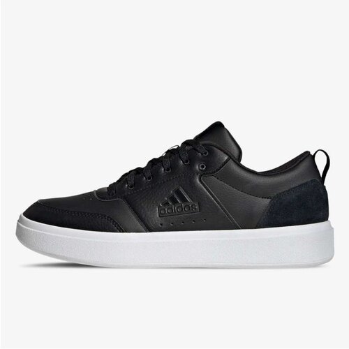Adidas Park st Cene