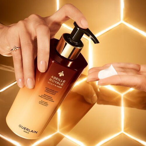 Guerlain Abeille Royale Repairing &amp;amp; Replumping Care Conditioner krepilni in obnovitveni balzam 290 ml Slike