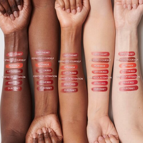 MAC Cosmetics MACximal Sleek Satin Lipstick Mini satenasta &amp;scaron;minka za popoln videz odtenek CENTRE OF ATTENTION 1,8 g Slike