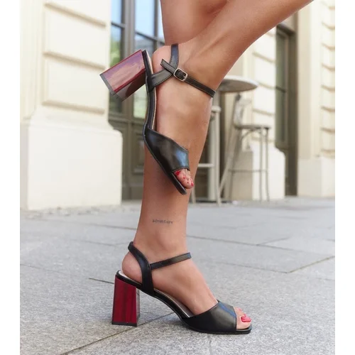 D/CEO Black sandals on a block heel Millo