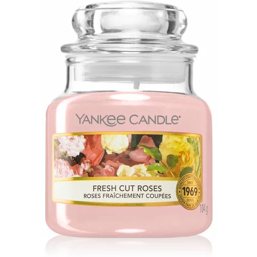 Yankee Candle fresh cut roses dišeča svečka 104 g unisex