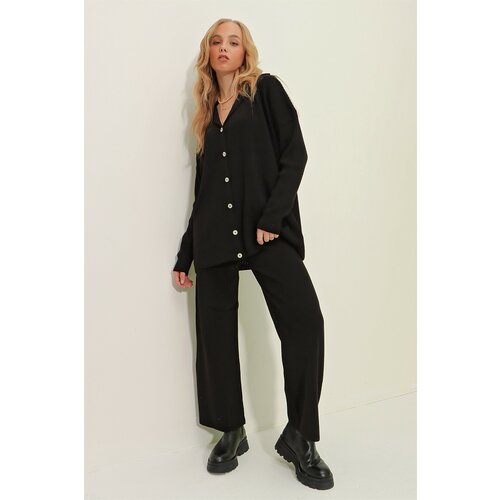 Trend Alaçatı Stili Women's Black Buttoned Knitwear Suit Cene