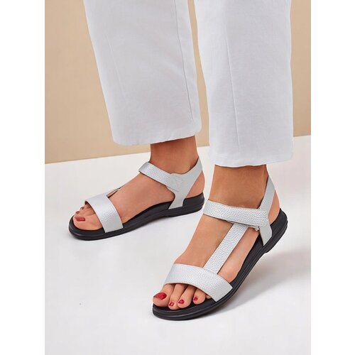 Resti Royal Fashion Women's flat sandals Lillia Cene