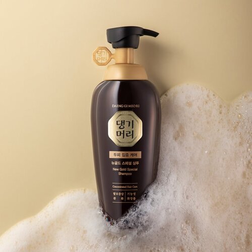 DAENG GI MEO RI New Gold Special Shampoo &amp;scaron;ampon za učvr&amp;scaron;ćivanje za masnu kosu 500 ml Slike