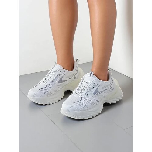 Resti Women's Sporty Sneakers on a Thicker Sole Annete Cene