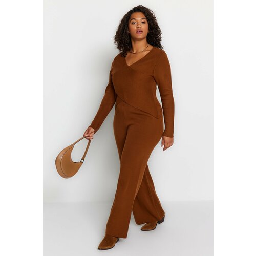 Trendyol Curve Plus Size Two-Piece Set - Brown - Fitted Slike