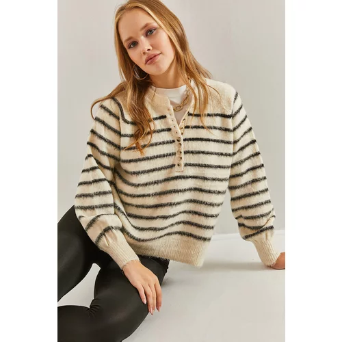 Bianco Lucci Women's Rayon Striped 11-Button Knitwear Sweater