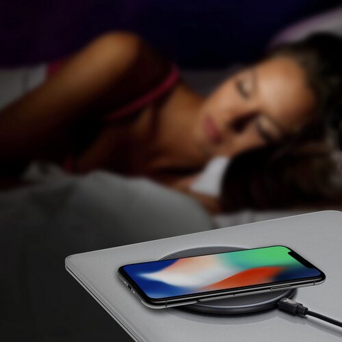 Rivacase brezžična polnilna postaja, brezžični polnilec va4911 bd1 qc fast charge 10w - samsung galaxy s10, samsung galaxy s20, samsung galaxy s21 Slike