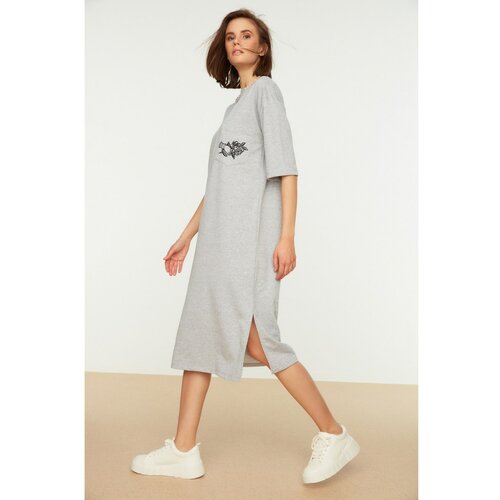 Trendyol Gray Embroidered Wide Cut Knitted Dress Slike