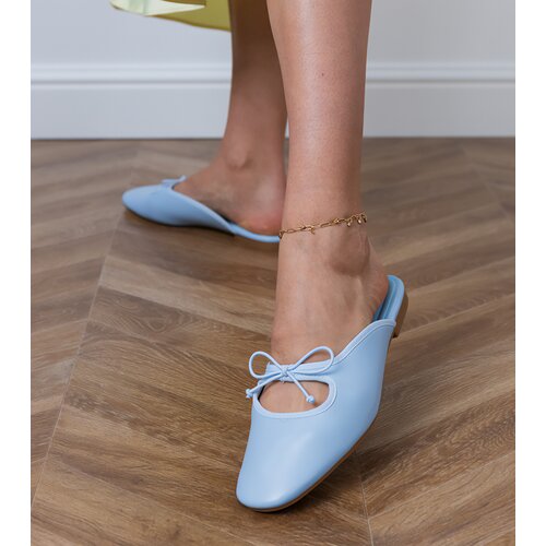 D/CEO Blue closed-toe flat sandals Matila Cene