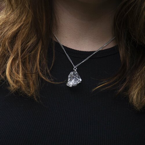 Epic Fantasy Shop gorski kristal grumen ogrlica Cene