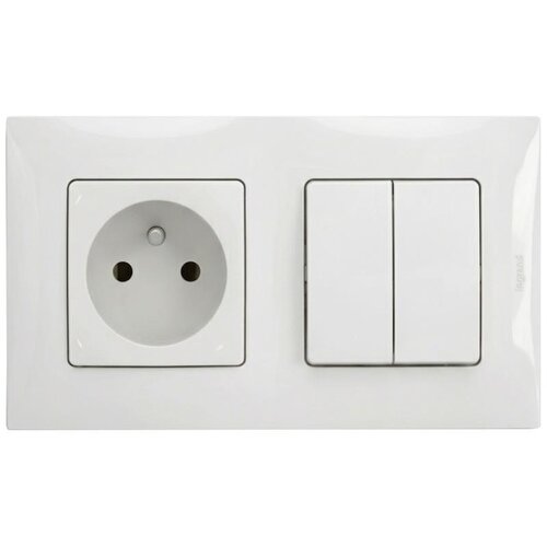Legrand Dvostruki prekidač č. 5 i kućna utičnica 250V/16A sa NILOE ramom u beloj boji Slike