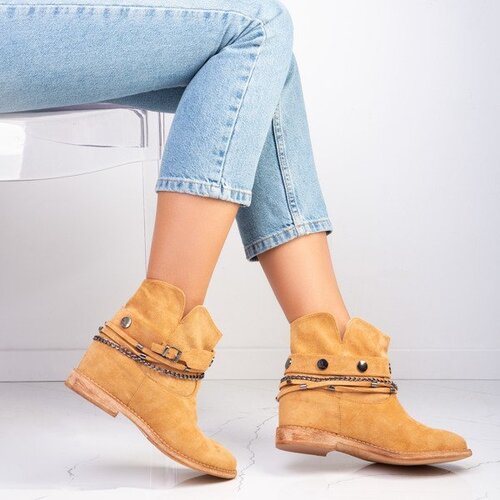 Resti Brown cowboy boots on an indoor wedge Salem - Footwear Cene