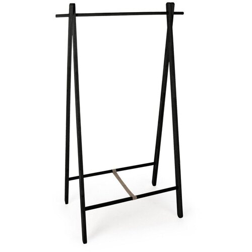 YES EVERYDAY Crni stalak za odjeću od masivne breze 91x151x50 cm Daiki &ndash; Cijene