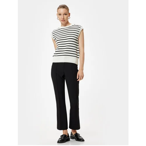 Koton Short Flared Trousers Ribbed Detailed Slim Fit