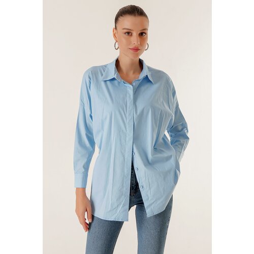By Saygı Oversized Shirt with Front Pops Bat Capri Sleeves Cene