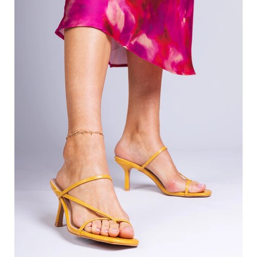 Gemre Yellow elegant heeled flip-flops Kapilon Cene