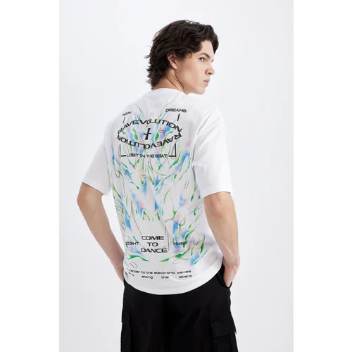 Defacto Comfort Fit Crew Neck Back Printed Short Sleeve T-Shirt