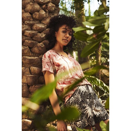 Moodo Shirt blouse with a floral print Cene