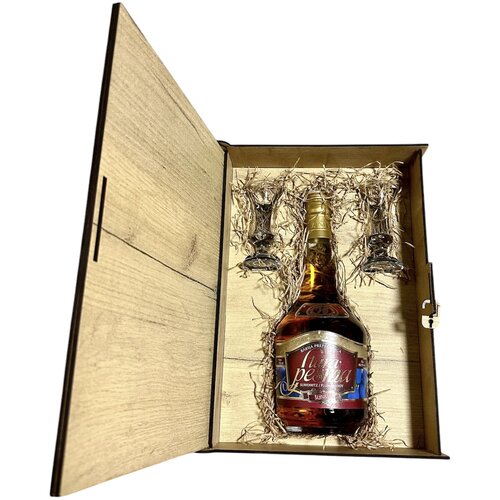Stara Pesma Šljiva 5 godina Gift Box 2 čaše Boston Shot Cene