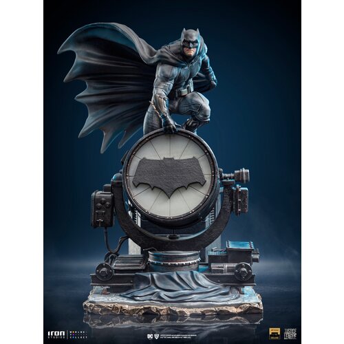 Grupo UMETNI&amp;Scaron;KA FIGURICA DC COMICS JUSTICE LEAGUE BATMAN IN BATSIGNAL, (20839823) Slike