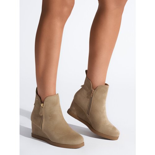 Shelvt Beige women&amp;#039;s wedge boots Slike