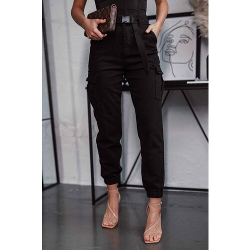 Beloved Cargo joggers hlače črne Slike