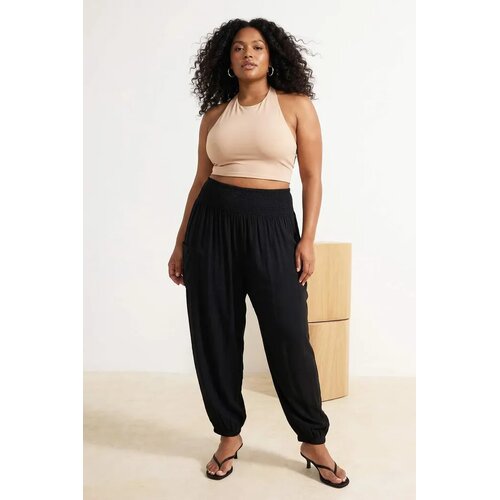 Trendyol Ženske pantalone TBBSS26AR00006, Crne Slike