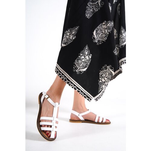 Capone Outfitters Sandals - White - Flat Slike