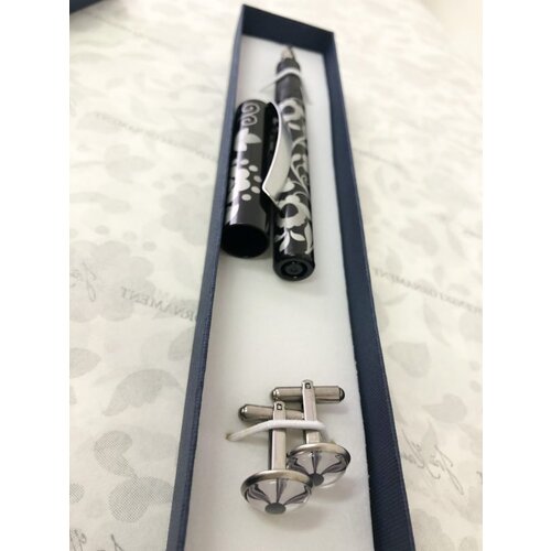 Karlovšek Manšetni gumbi in črno nalivno pero s srebrnim ornamentom Cene