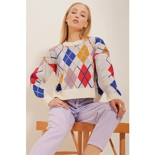 Trend Alaçatı Stili Women's Ecru Crew Neck Diamond Patterned Winter Knitwear Sweater Slike