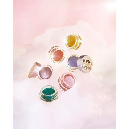Revolution Mousse Shadow mousse sjenilo 4 g Nijansa champagne Slike