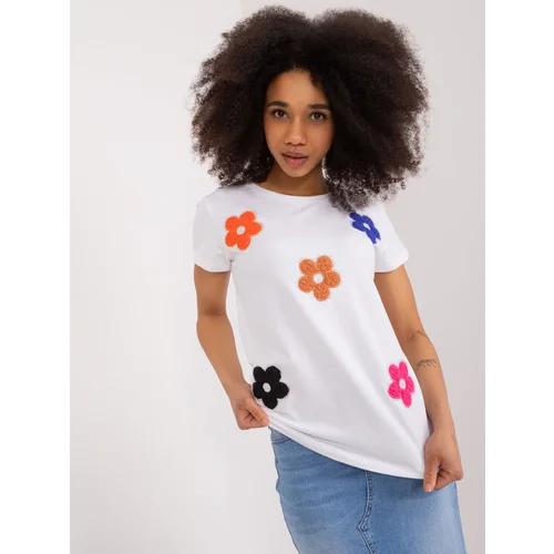 Fashion Hunters White T-shirt with BASIC FEEL GOOD patches