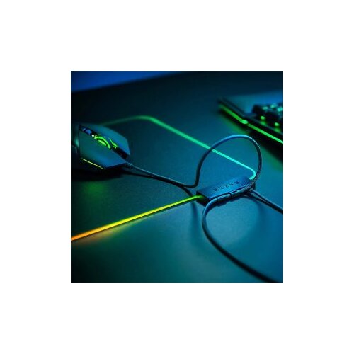  Podloga za mi&amp;scaron; Razer Firefly V2 &amp;ndash; Hard Surface Mouse Mat with Chroma &amp;ndash; FRML Packaging RZ02-03020100-R3M1 Slike