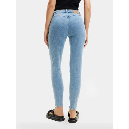 Desigual Jeans hlače Lena 24SWDD70 Modra Skinny Fit