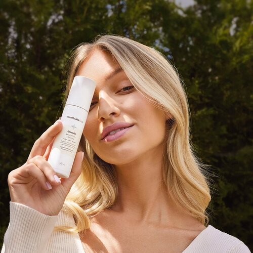 Health Labs Care Glow On SPF 50+ with Melanin dnevna krema SPF 50+ 50 ml Slike